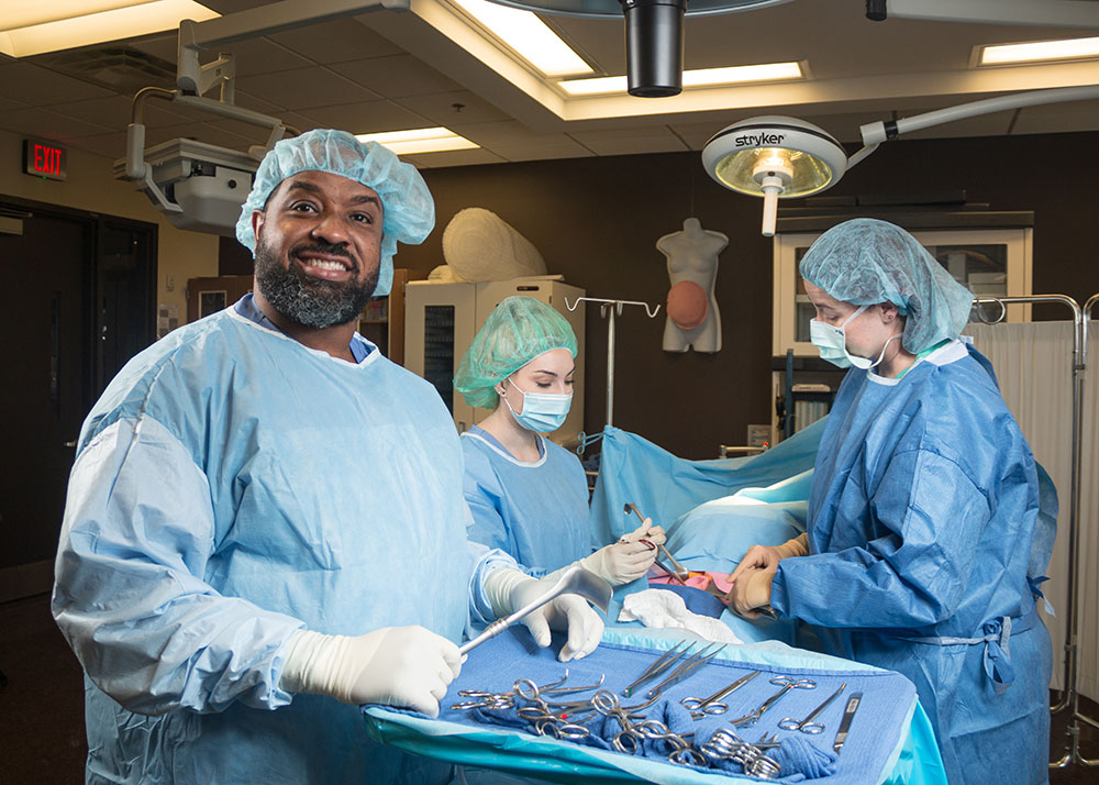 Student in Surgery Tech department